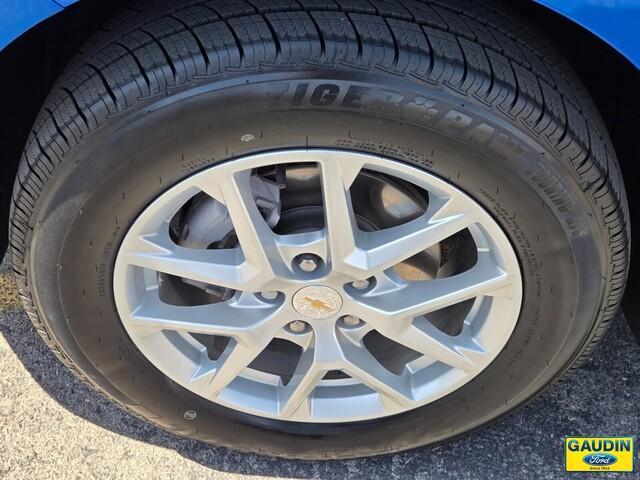 used 2024 Chevrolet Equinox car, priced at $23,500