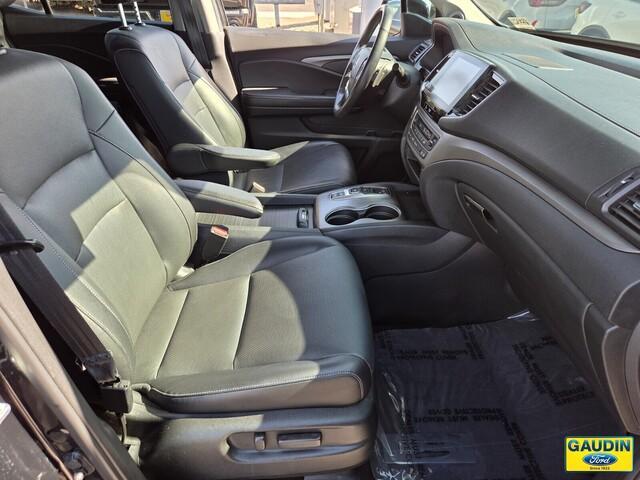 used 2023 Honda Ridgeline car, priced at $35,750