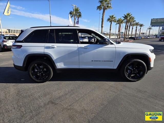 used 2024 Jeep Grand Cherokee car, priced at $39,984