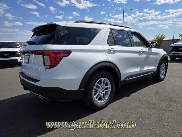 new 2025 Ford Explorer car