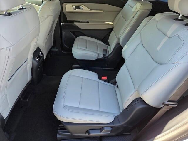new 2025 Ford Explorer car, priced at $43,665