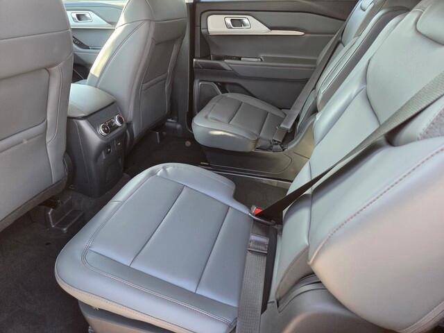 new 2025 Ford Explorer car, priced at $43,646
