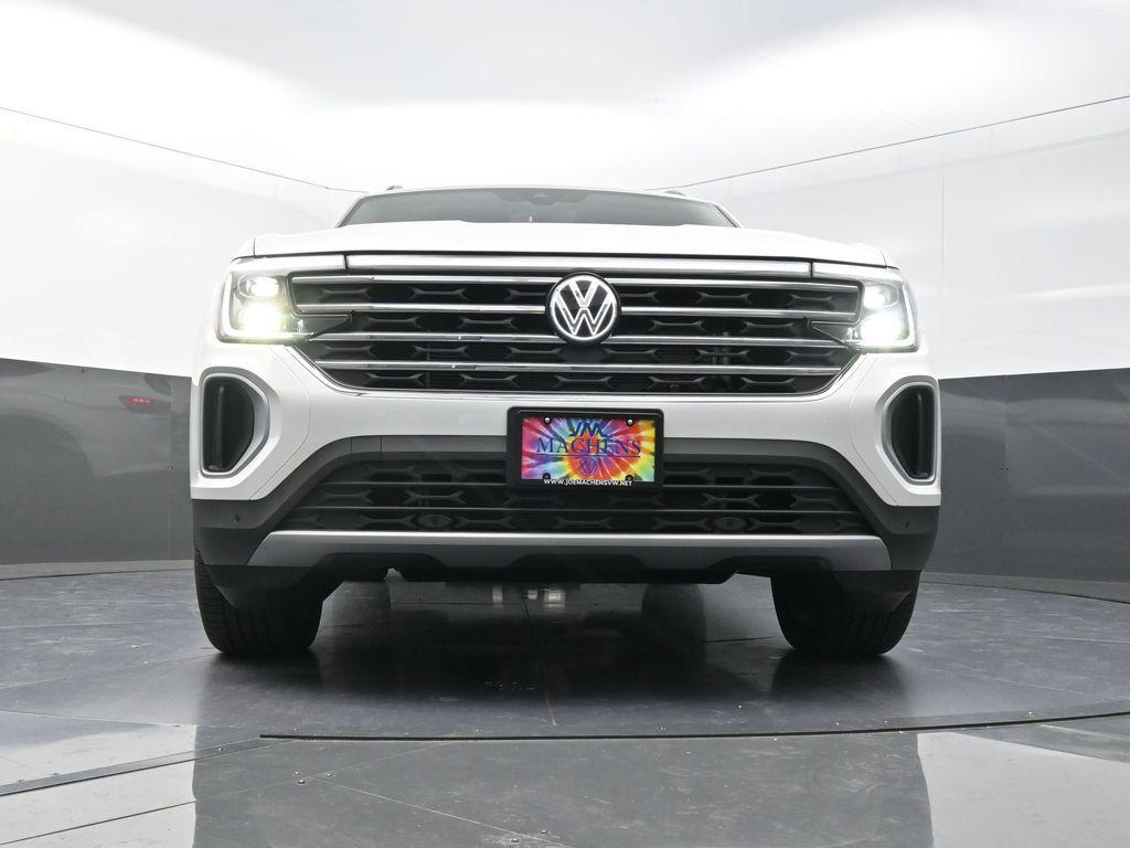 new 2026 Volkswagen Atlas car, priced at $46,427