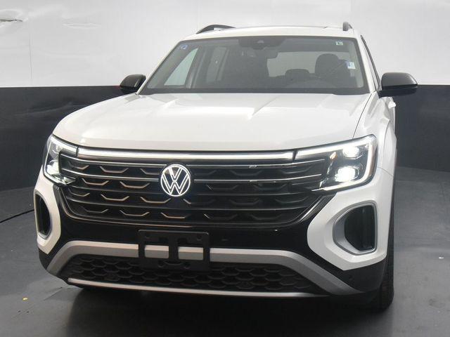 new 2024 Volkswagen Atlas car, priced at $42,941