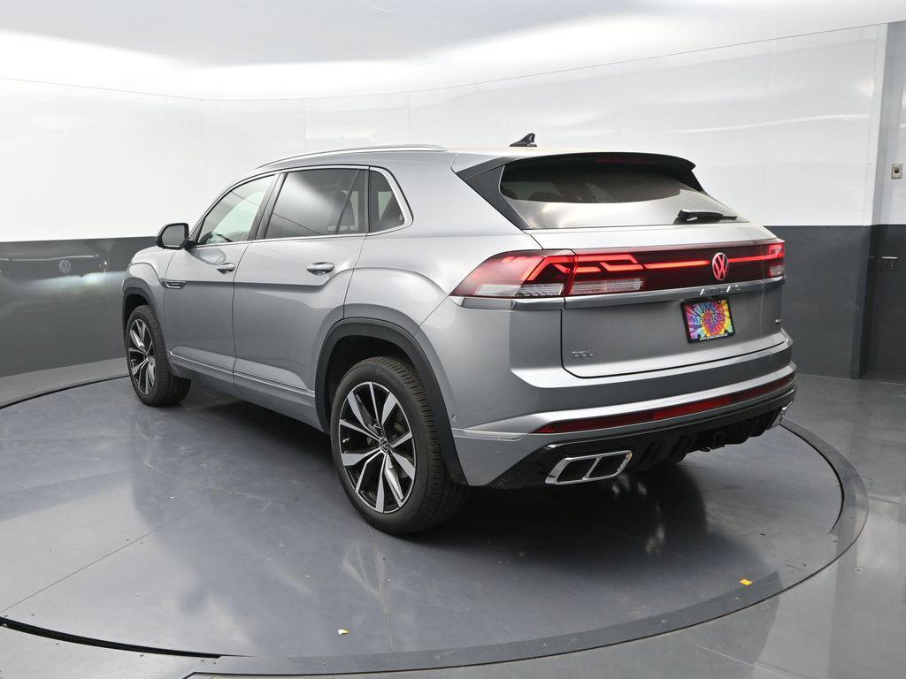 new 2025 Volkswagen Atlas Cross Sport car, priced at $49,435