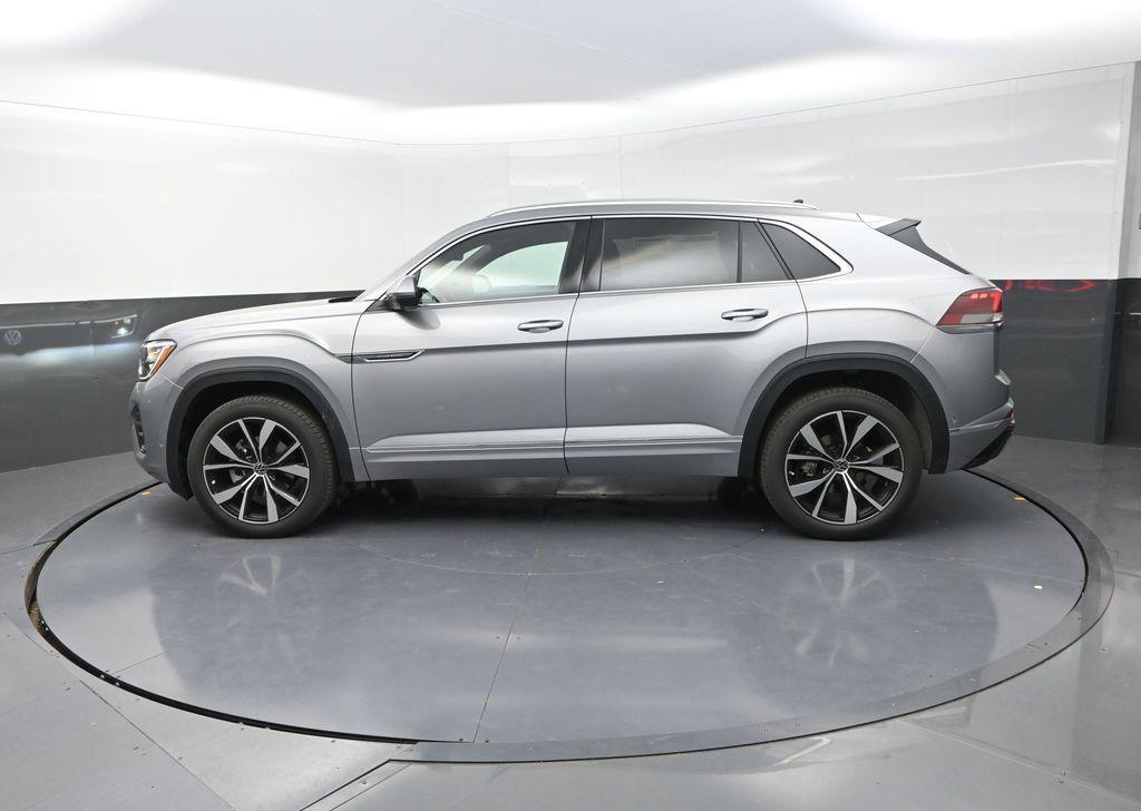 new 2025 Volkswagen Atlas Cross Sport car, priced at $49,435