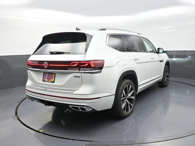 new 2025 Volkswagen Atlas car, priced at $51,728