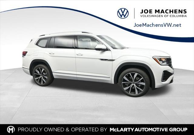 new 2025 Volkswagen Atlas car, priced at $51,728