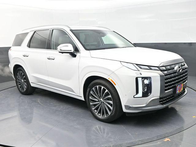 used 2024 Hyundai Palisade car, priced at $40,928