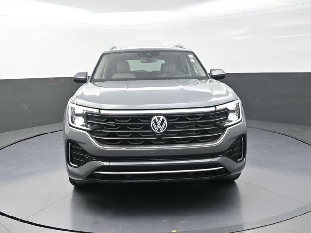 new 2025 Volkswagen Atlas car, priced at $52,446