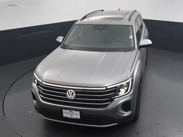 new 2025 Volkswagen Atlas car, priced at $45,073