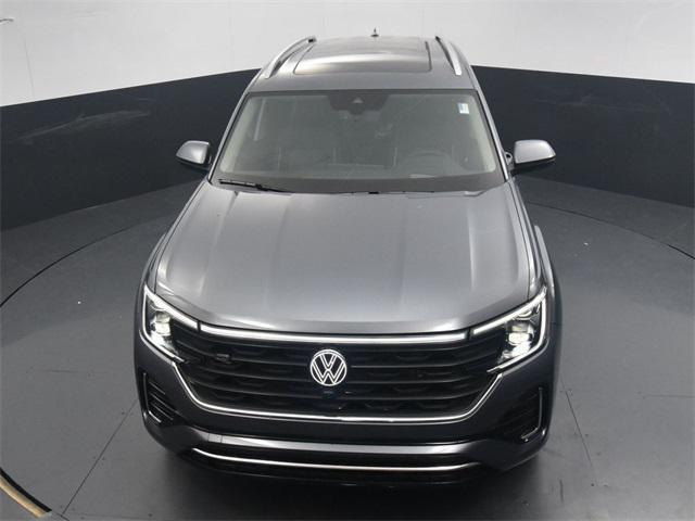 new 2024 Volkswagen Atlas car, priced at $51,531