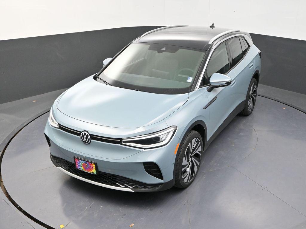 new 2025 Volkswagen ID.4 car, priced at $49,028