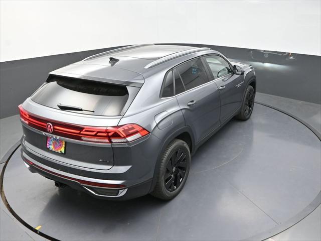 new 2025 Volkswagen Atlas Cross Sport car, priced at $45,026