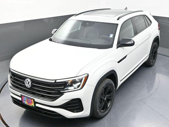 new 2025 Volkswagen Atlas Cross Sport car, priced at $49,411