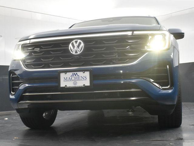 new 2025 Volkswagen Atlas car, priced at $51,738