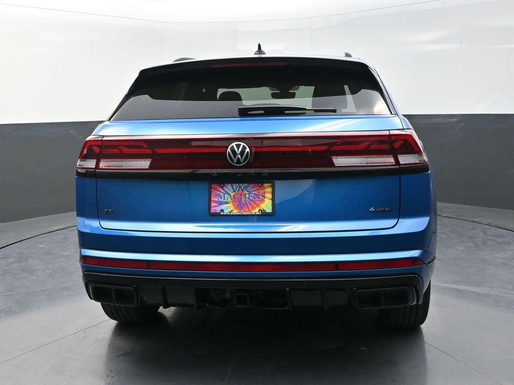new 2025 Volkswagen Atlas Cross Sport car, priced at $47,307