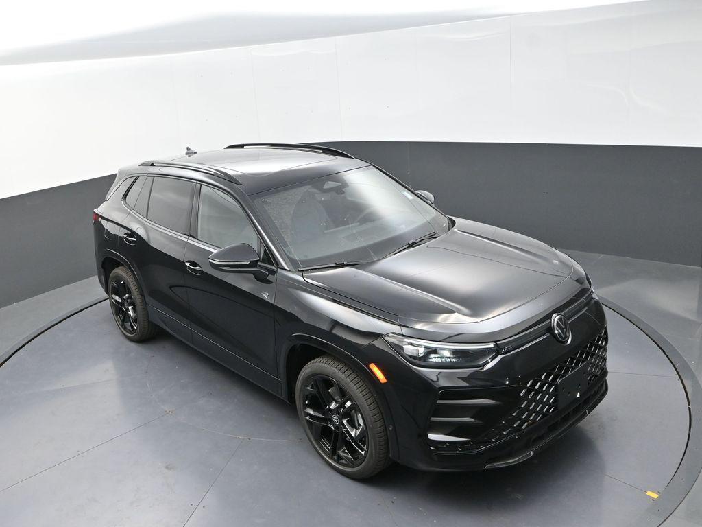 new 2025 Volkswagen Tiguan car, priced at $37,298