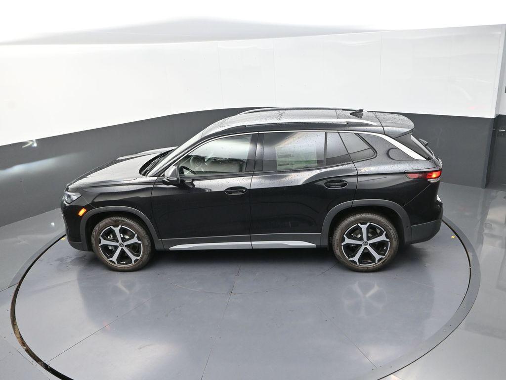new 2025 Volkswagen Tiguan car, priced at $34,671