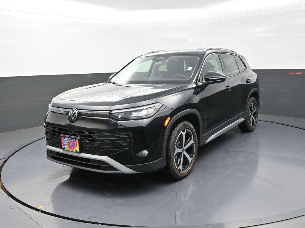 new 2025 Volkswagen Tiguan car, priced at $34,671
