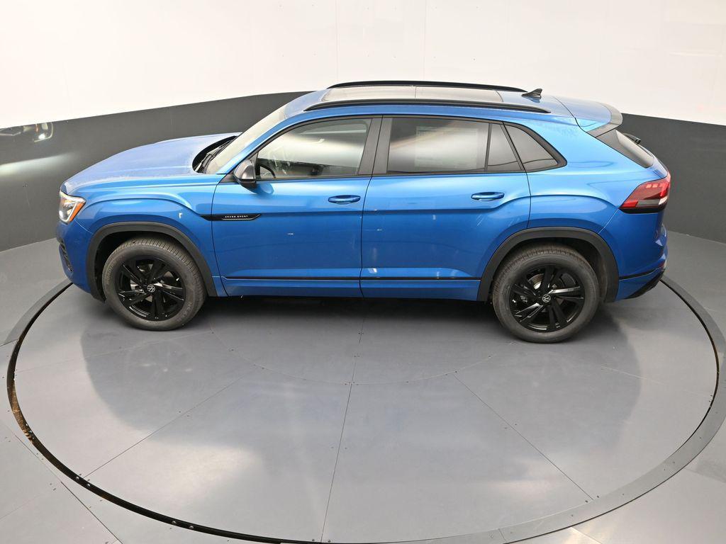 new 2025 Volkswagen Atlas Cross Sport car, priced at $47,307
