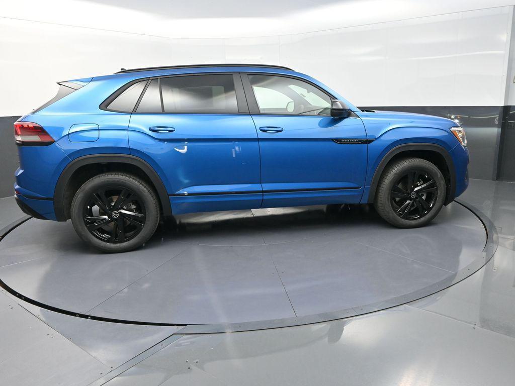 new 2025 Volkswagen Atlas Cross Sport car, priced at $47,307