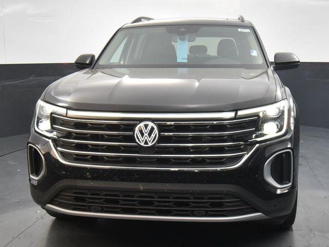 new 2024 Volkswagen Atlas car, priced at $40,805