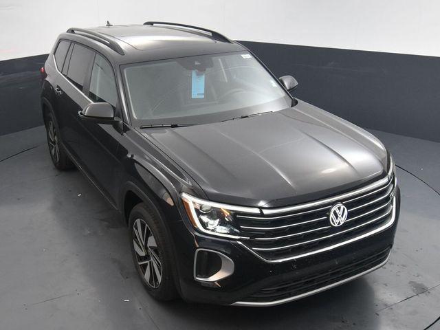 new 2024 Volkswagen Atlas car, priced at $40,805