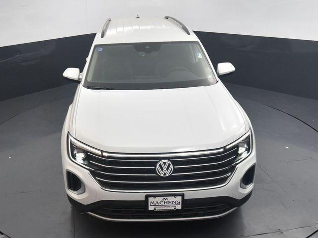 new 2024 Volkswagen Atlas car, priced at $40,220