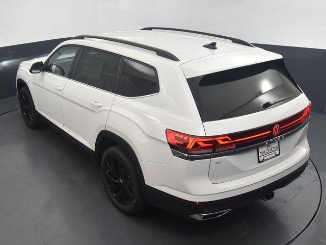 new 2024 Volkswagen Atlas car, priced at $40,220