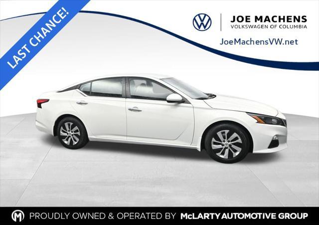 used 2022 Nissan Altima car, priced at $17,297