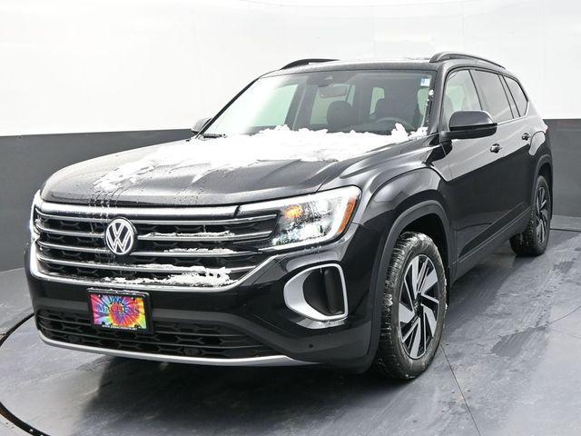 new 2025 Volkswagen Atlas car, priced at $44,561