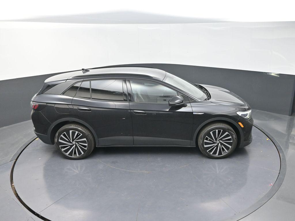 new 2025 Volkswagen ID.4 car, priced at $40,995