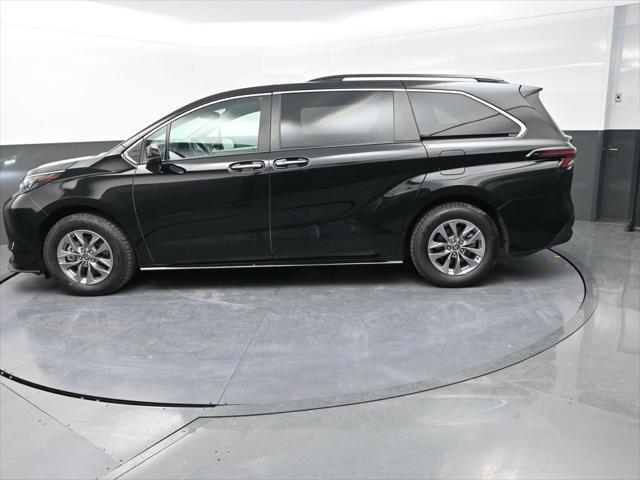 used 2024 Toyota Sienna car, priced at $40,348