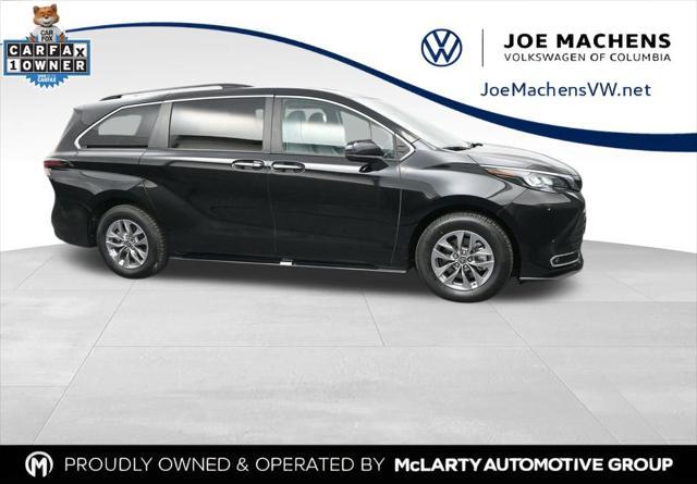 used 2024 Toyota Sienna car, priced at $40,201