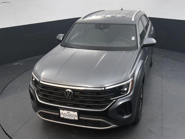 new 2024 Volkswagen Atlas Cross Sport car, priced at $39,408