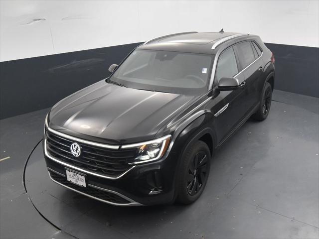 new 2025 Volkswagen Atlas Cross Sport car, priced at $44,103