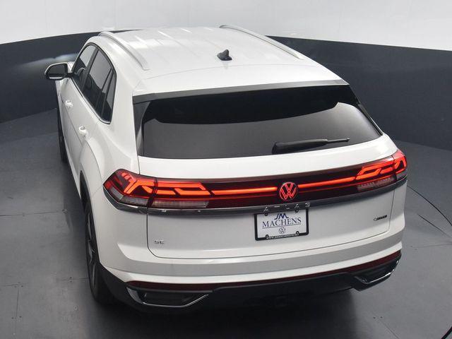 new 2024 Volkswagen Atlas Cross Sport car, priced at $39,391