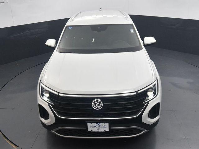 new 2024 Volkswagen Atlas Cross Sport car, priced at $39,391