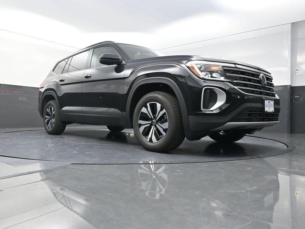 new 2026 Volkswagen Atlas car, priced at $40,745