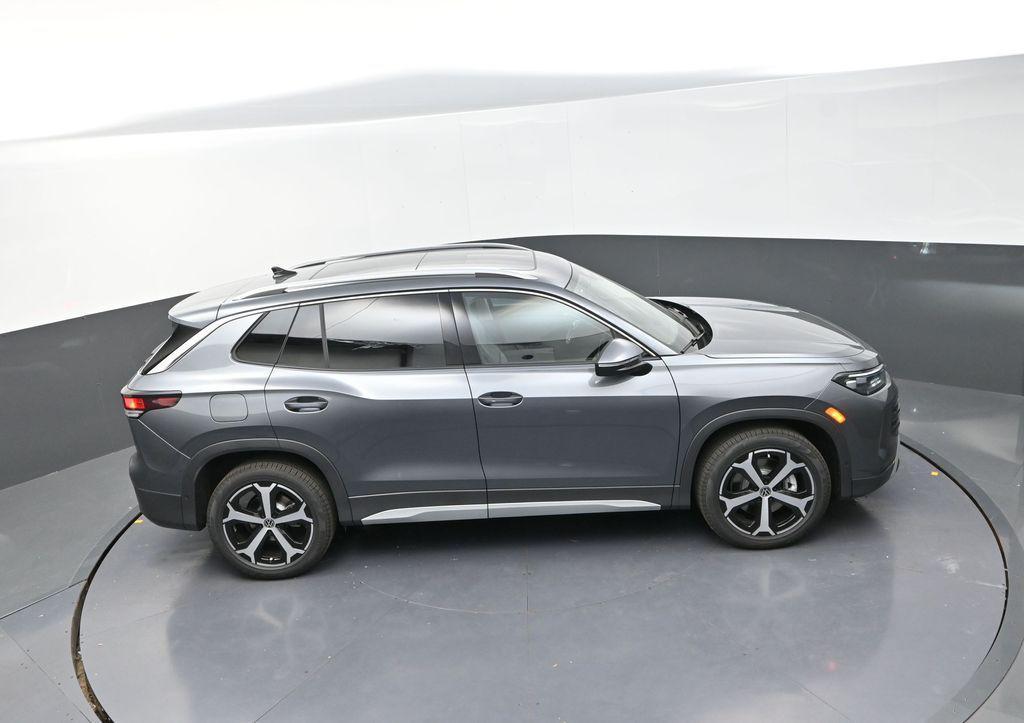 new 2025 Volkswagen Tiguan car, priced at $35,270