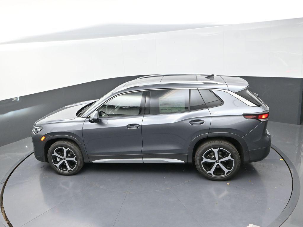 new 2025 Volkswagen Tiguan car, priced at $35,270