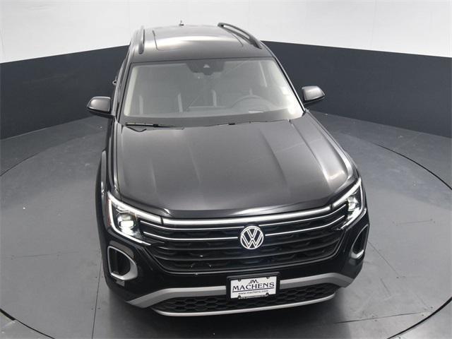 new 2024 Volkswagen Atlas car, priced at $48,981