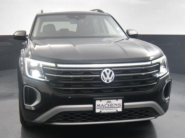 new 2024 Volkswagen Atlas car, priced at $46,994