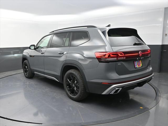 new 2025 Volkswagen Atlas car, priced at $47,014