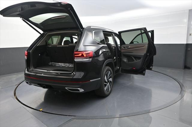 new 2025 Volkswagen Atlas car, priced at $45,572