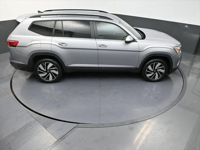 new 2025 Volkswagen Atlas car, priced at $42,431