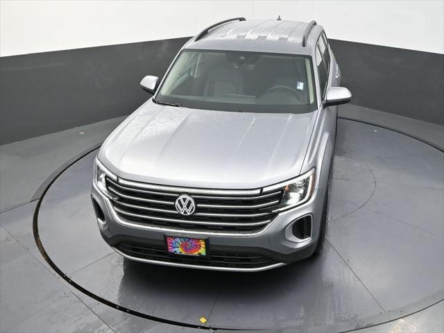 new 2025 Volkswagen Atlas car, priced at $42,431