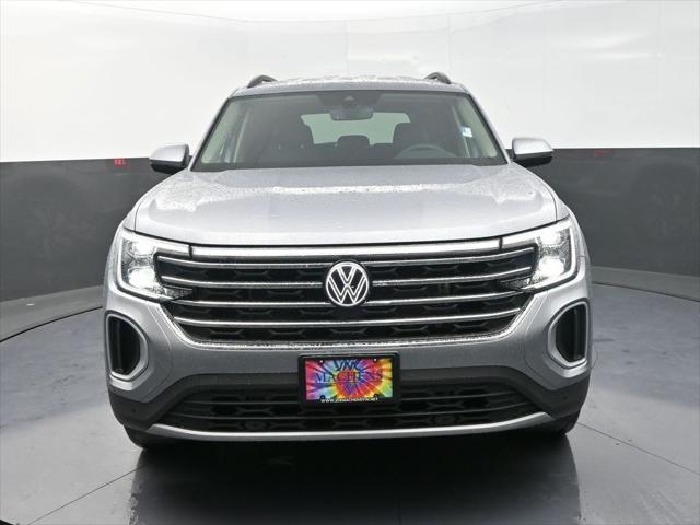 new 2025 Volkswagen Atlas car, priced at $42,431