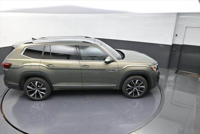 new 2025 Volkswagen Atlas car, priced at $52,911